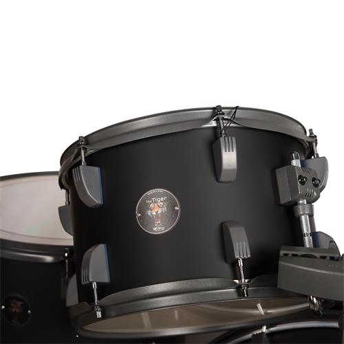 BATERIA ACUSTICA TIGER 220 5PCS/HARDWARE/PLATILLOS NEGRO MATE - DESC
