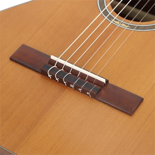 GUITARRA ELECTROCLASICA 7/8 THERMO SERIES ACABADO TOSTADO CON ESTUCHE