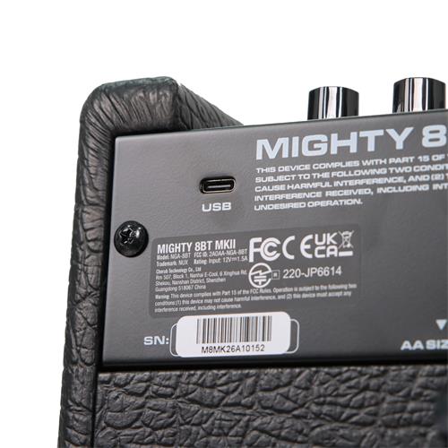 AMPLIFICADOR PARA GUIT. ELEC. PORTATIL EQ/FX/BT/APP 8W 1X6.5