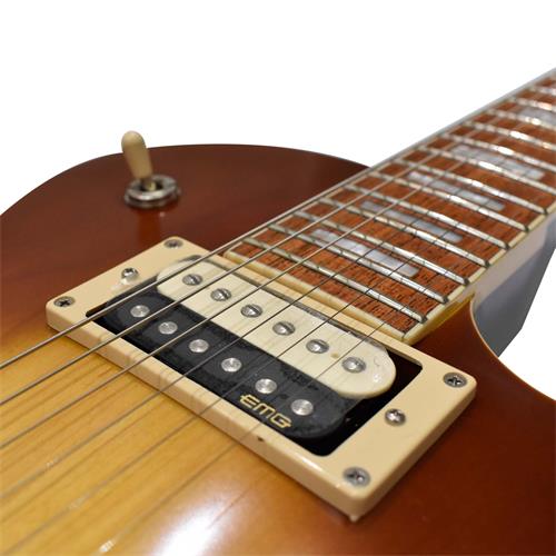 GUITARRA ELECTRICA CR CON MICROFONO EMG RETROACTIVE COLOR ATB - DESC